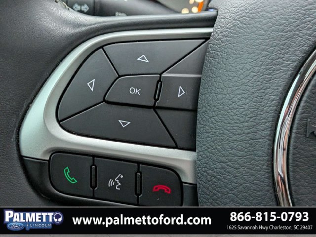 Used 2020 Jeep Compass Latitude w/ Popular Equipment Group FWD image 21