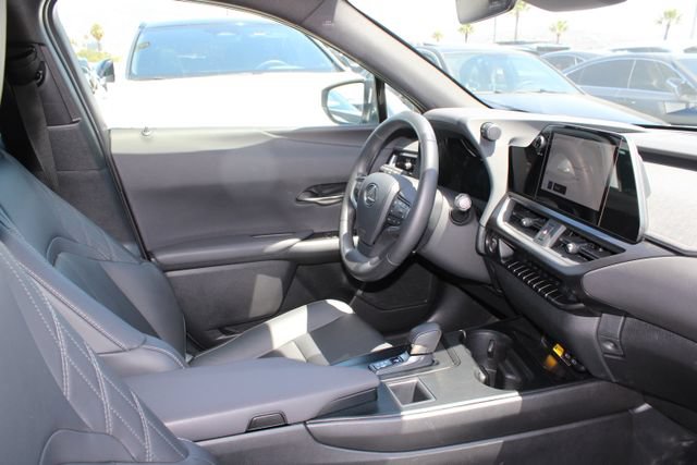 Certified 2025 Lexus UX 300h FWD image 5