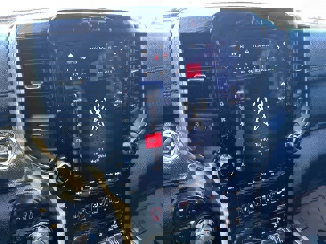 Used 2020 RAM 1500 Laramie image 28