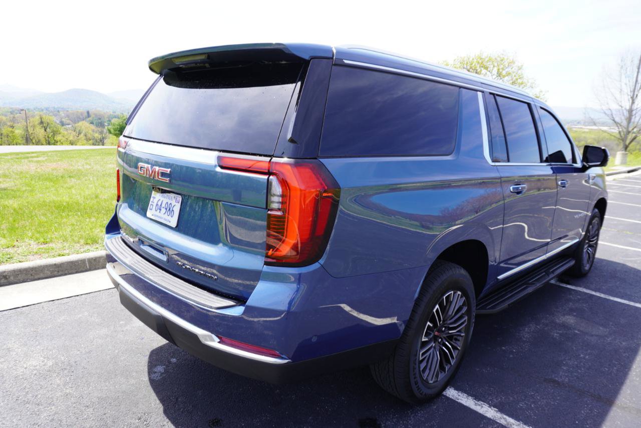 Used 2026 GMC Yukon XL Elevation w/ Elevation Premium Package AWD/4WD image 15