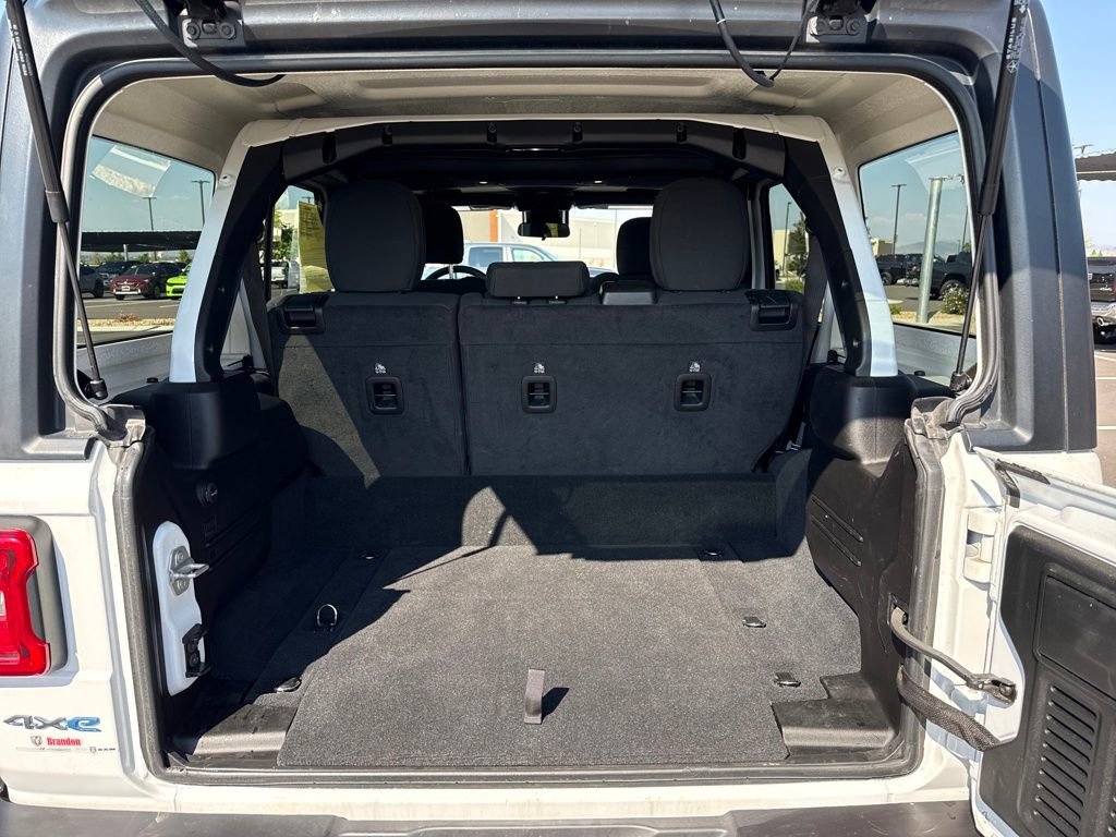 Used 2024 Jeep Wrangler Unlimited Rubicon 4xe image 34