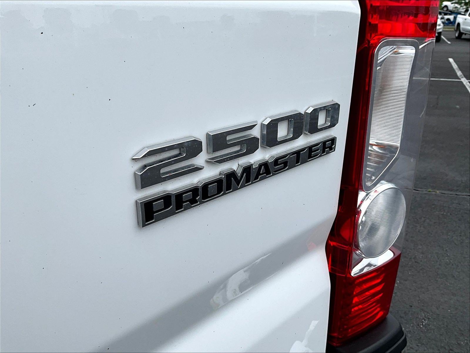 Used 2024 RAM ProMaster 2500 FWD image 18
