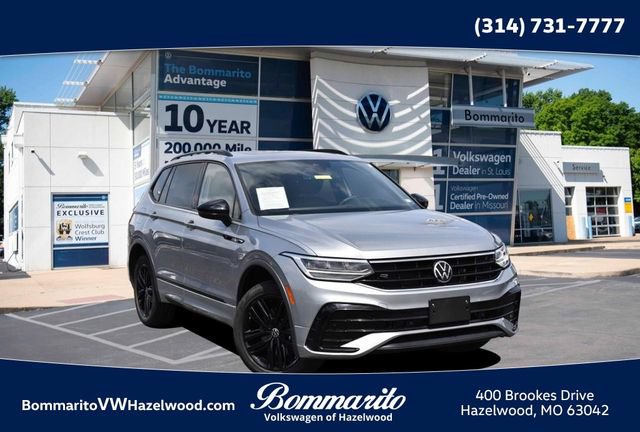 Certified 2022 Volkswagen Tiguan SE R-Line
