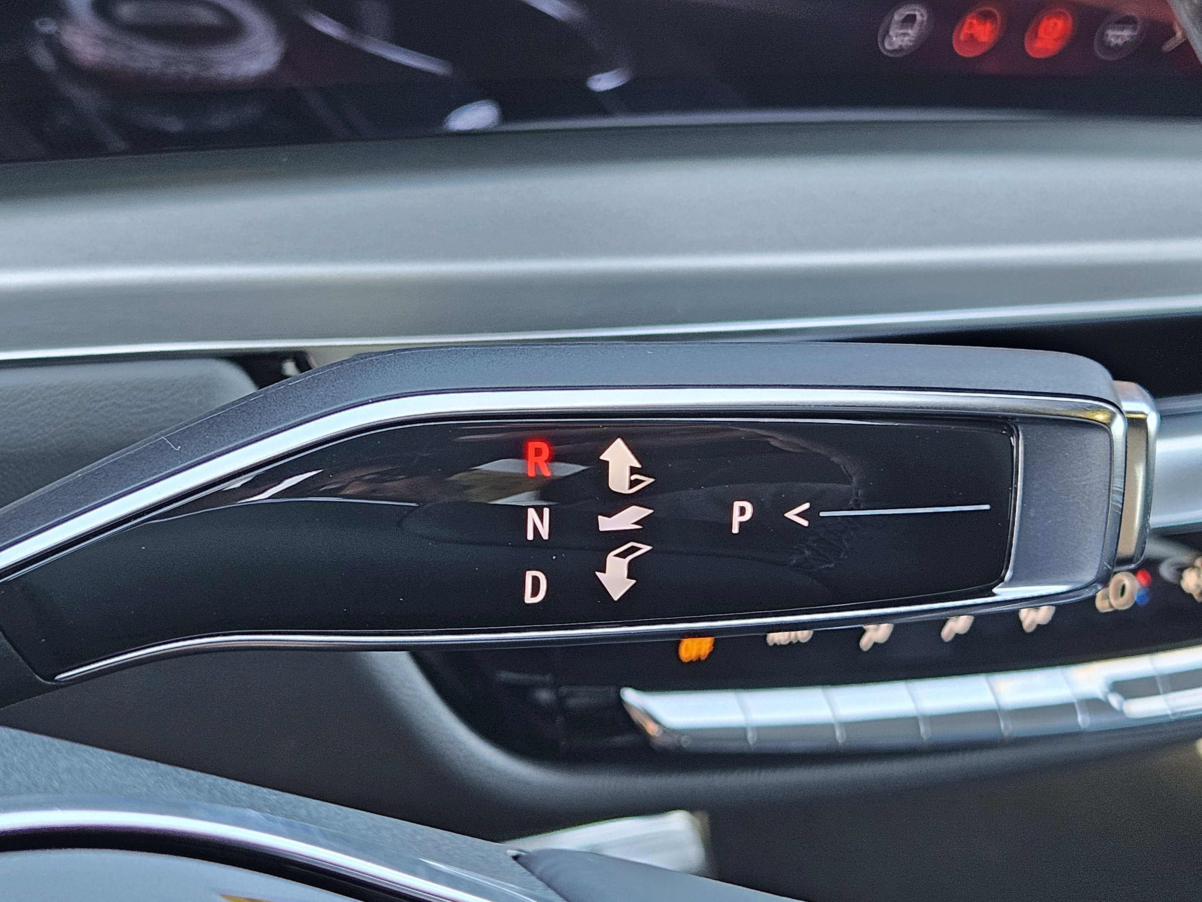 New 2026 Cadillac Lyriq V image 31