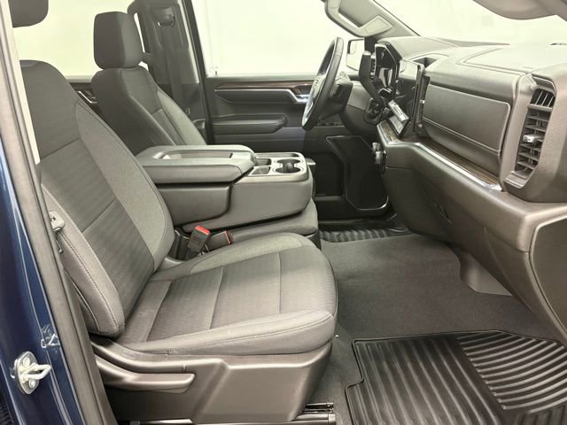 Used 2023 Chevrolet Silverado 1500 LT image 32