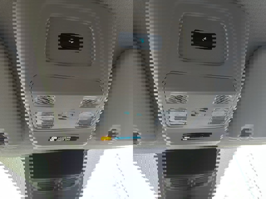 New 2025 Ford Transit 250 Low Roof AWD image 29