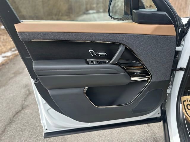 Used 2025 Land Rover Range Rover Sport Dynamic SE image 8