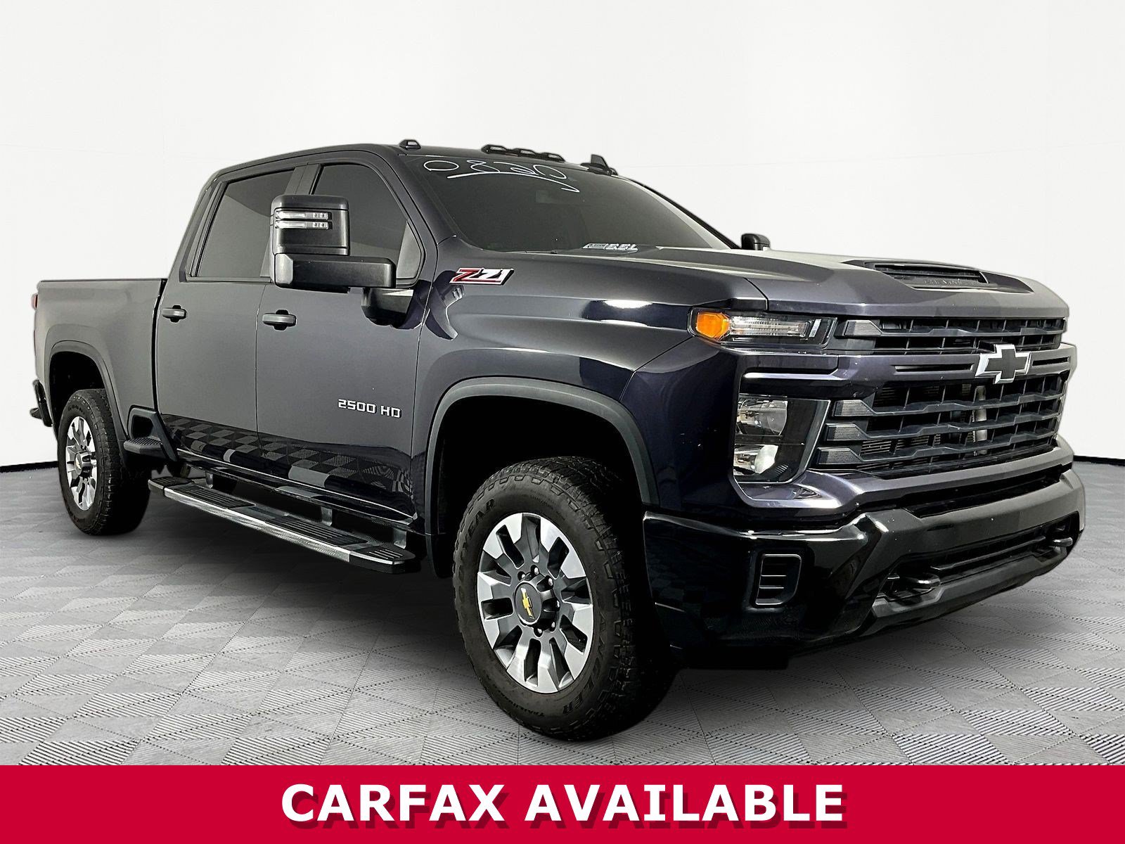 Used 2024 Chevrolet Silverado 2500 Custom w/ Custom Value Package AWD/4WD image 3