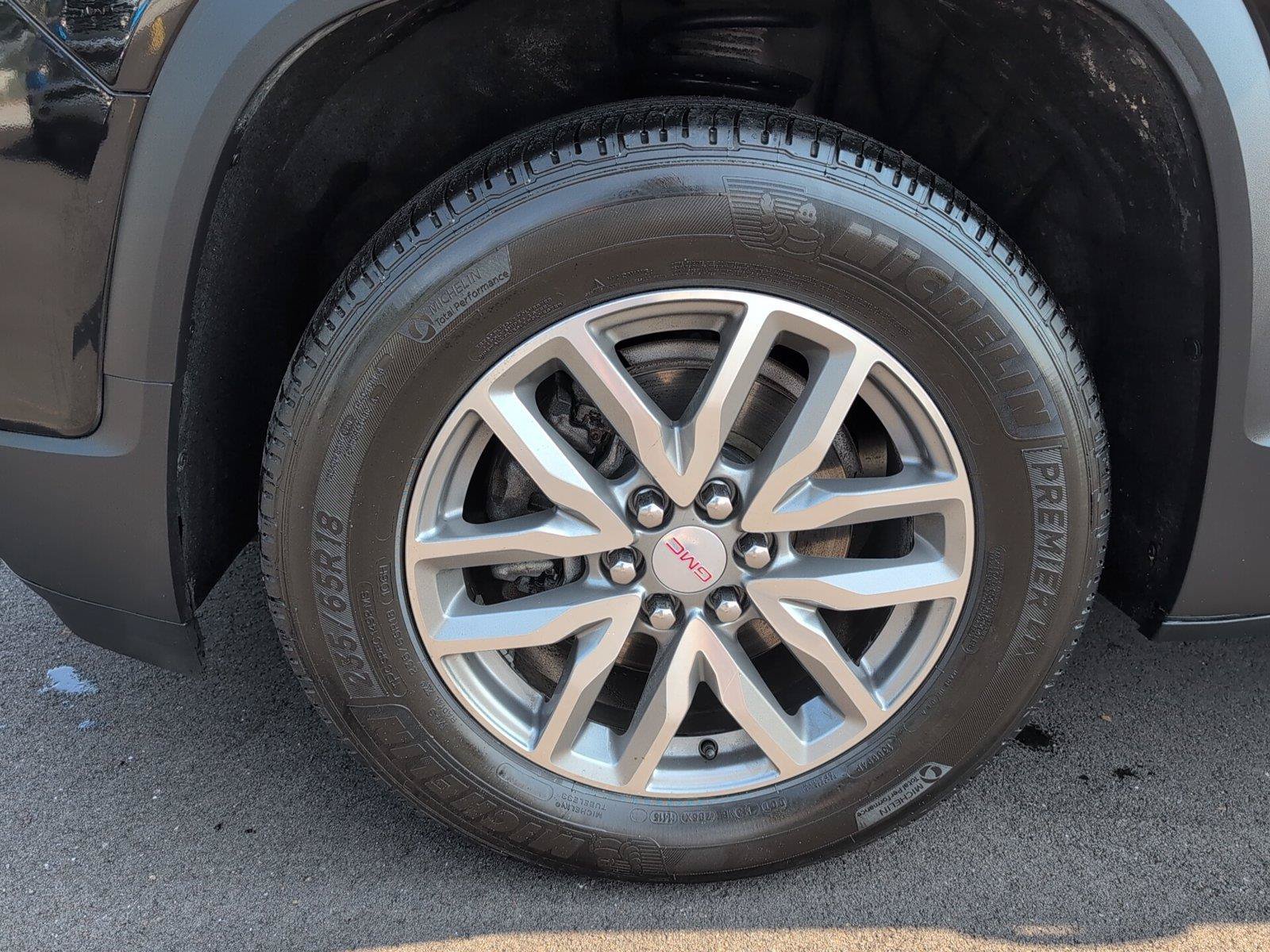 Used 2023 GMC Acadia SLT AWD/4WD image 9