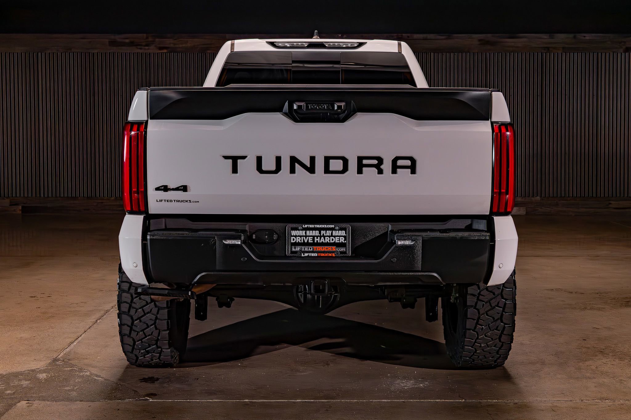 Used 2024 Toyota Tundra SR5 w/ SR5 Convenience Package AWD/4WD image 8