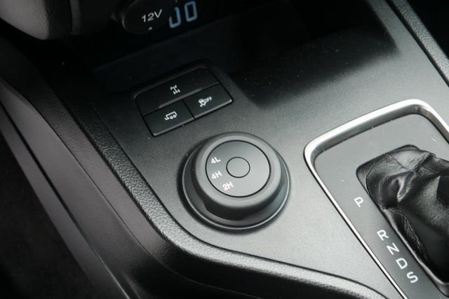 Used 2023 Ford Ranger Lariat w/ Trailer Tow Package image 22