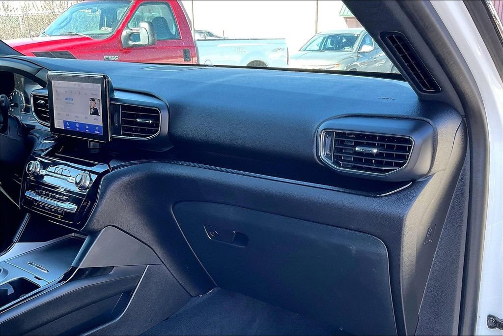 Used 2022 Ford Explorer ST-Line image 15