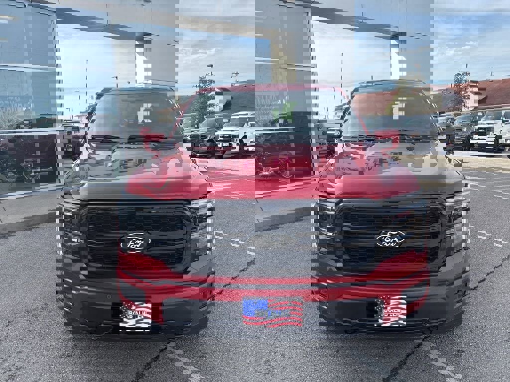 Used 2025 Ford F150 Lariat w/ Equipment Group 501A Mid image 17