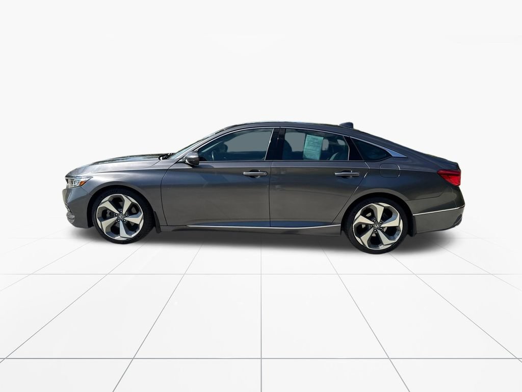 Used 2019 Honda Accord Touring image 4