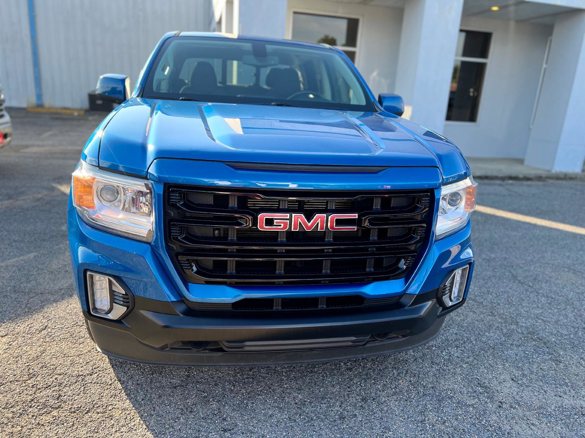 Used 2022 GMC Canyon Elevation image 8