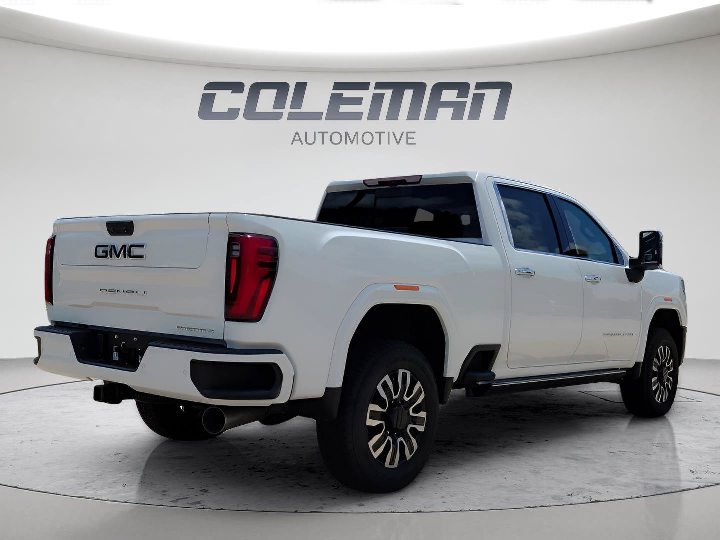 New 2026 GMC Sierra 2500 Denali Ultimate AWD/4WD image 5