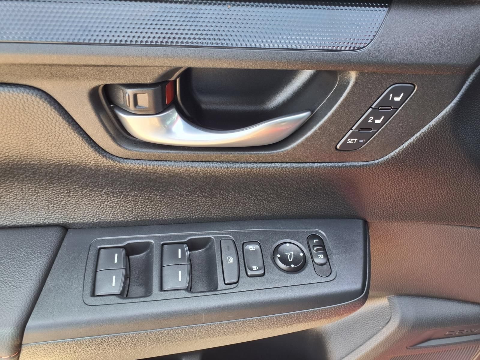 Used 2025 Honda CR-V Sport-L image 23