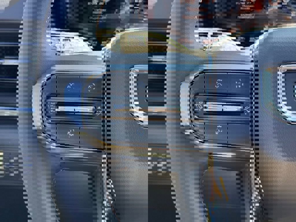 New 2026 GMC Terrain AT4 w/ Convenience Package III image 27