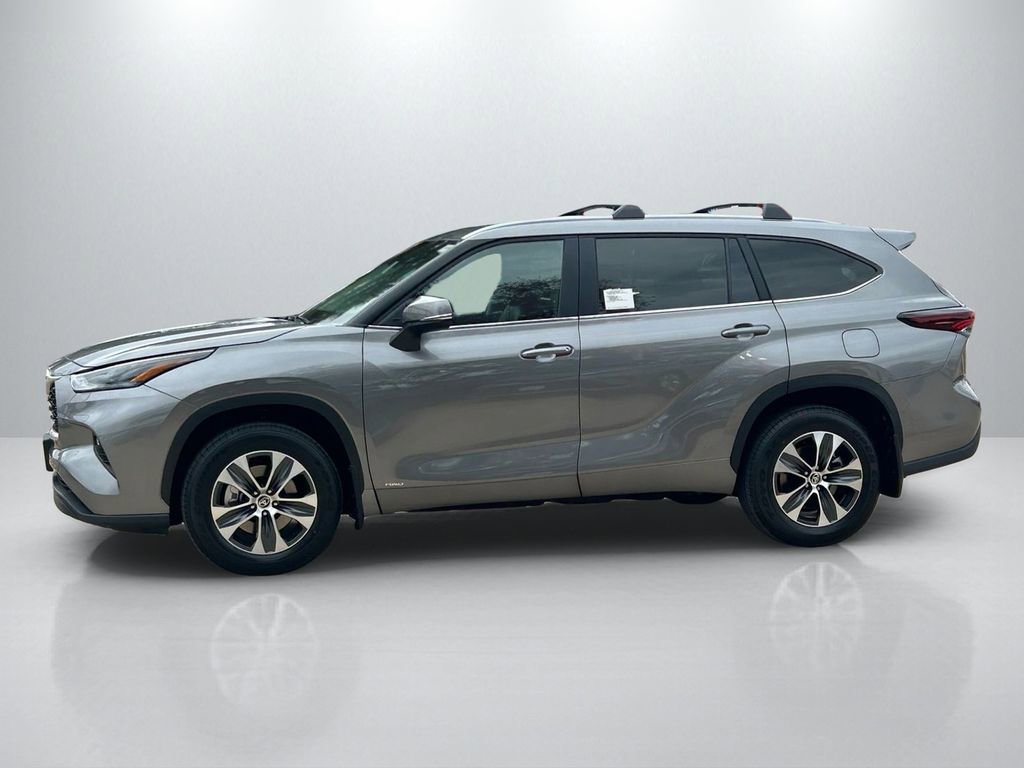 New 2026 Toyota Highlander XLE AWD/4WD image 8