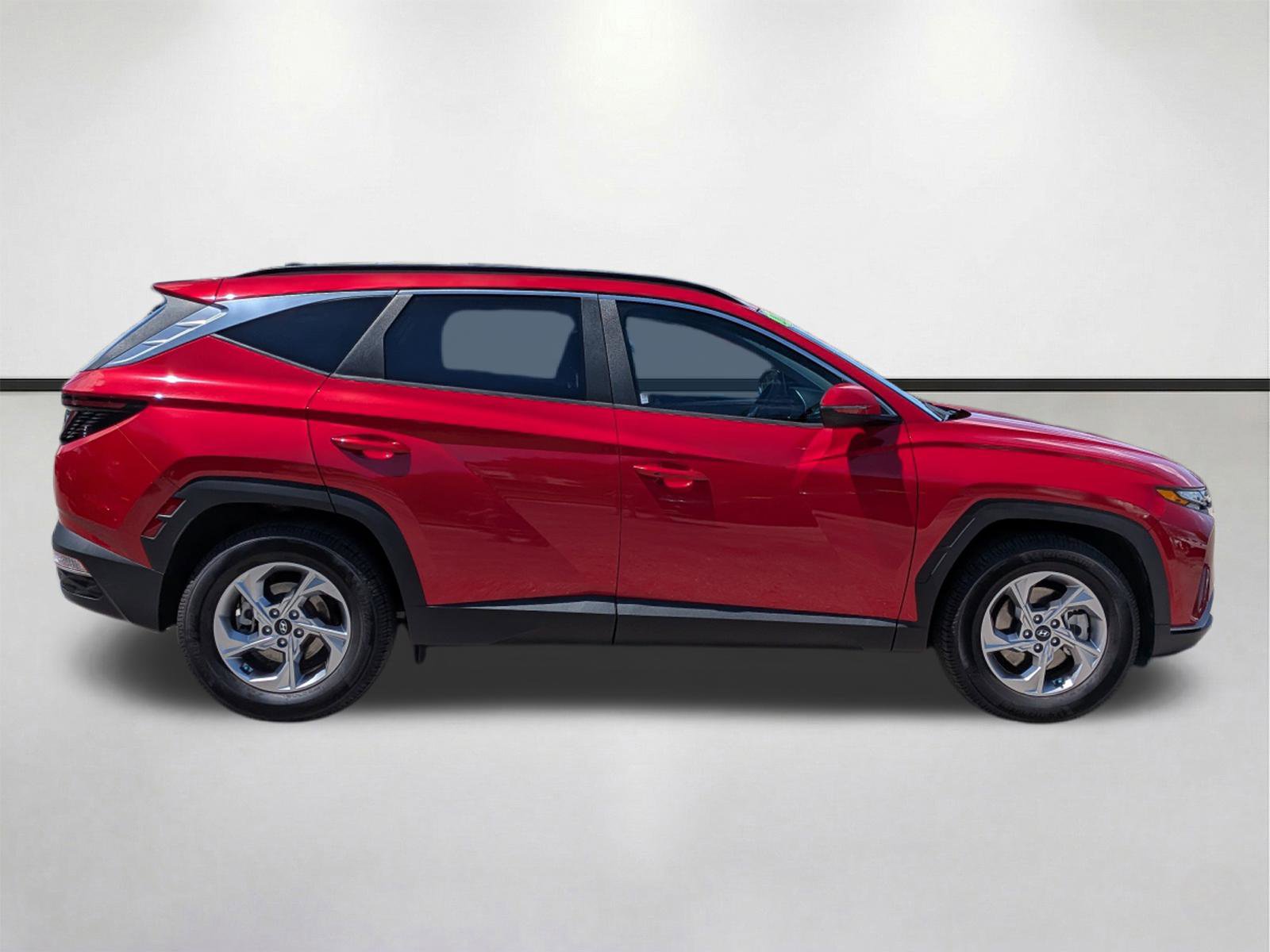 Used 2022 Hyundai Tucson SEL FWD image 3