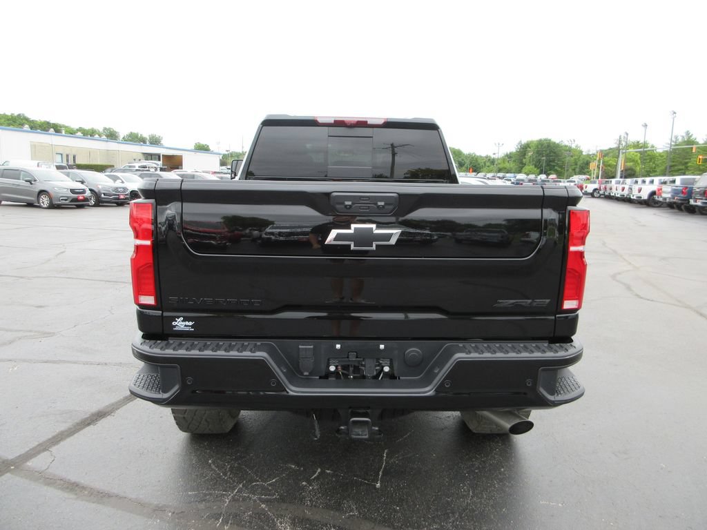 Certified 2026 Chevrolet Silverado 2500 ZR2 w/ LPO, Dark Essentials Package AWD/4WD image 7