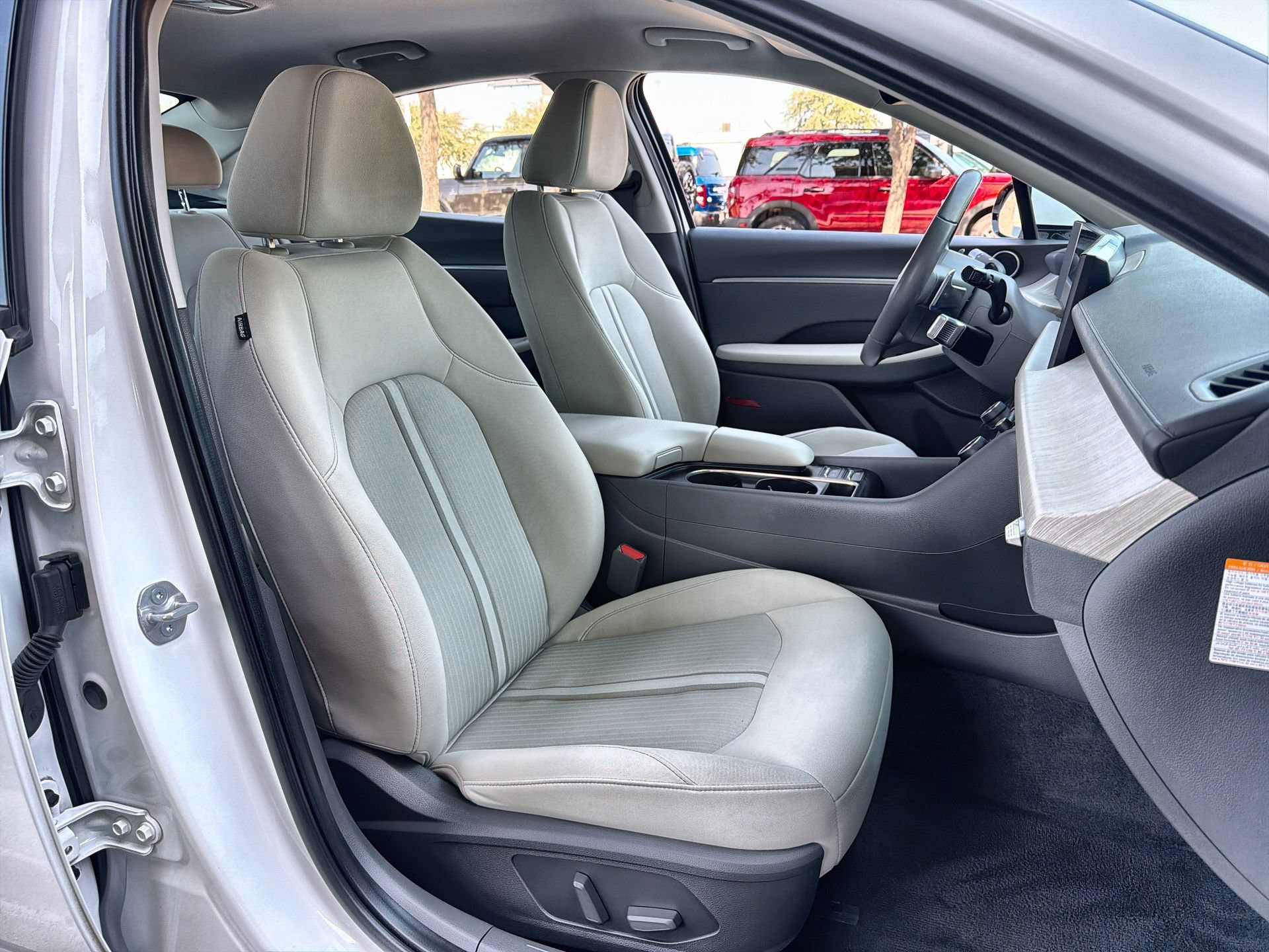 Used 2024 Hyundai Sonata SEL FWD image 23