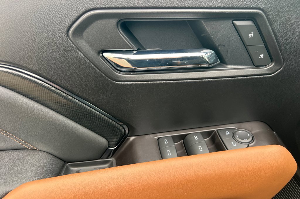 New 2026 GMC Canyon AT4 image 8