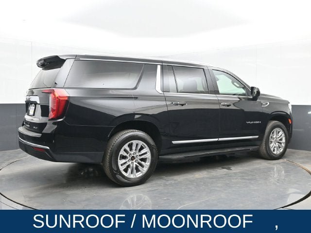 Used 2023 GMC Yukon XL SLT w/ Max Trailering Package AWD/4WD image 4