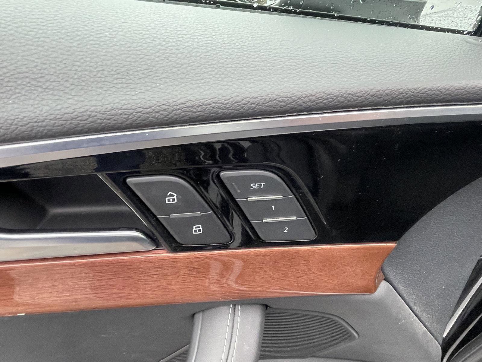 Used 2022 Audi A4 2.0T Premium Plus w/ Premium Plus Package image 11