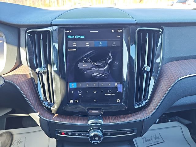 Used 2023 Volvo XC60 B5 Plus w/ Protection Package Premier image 31