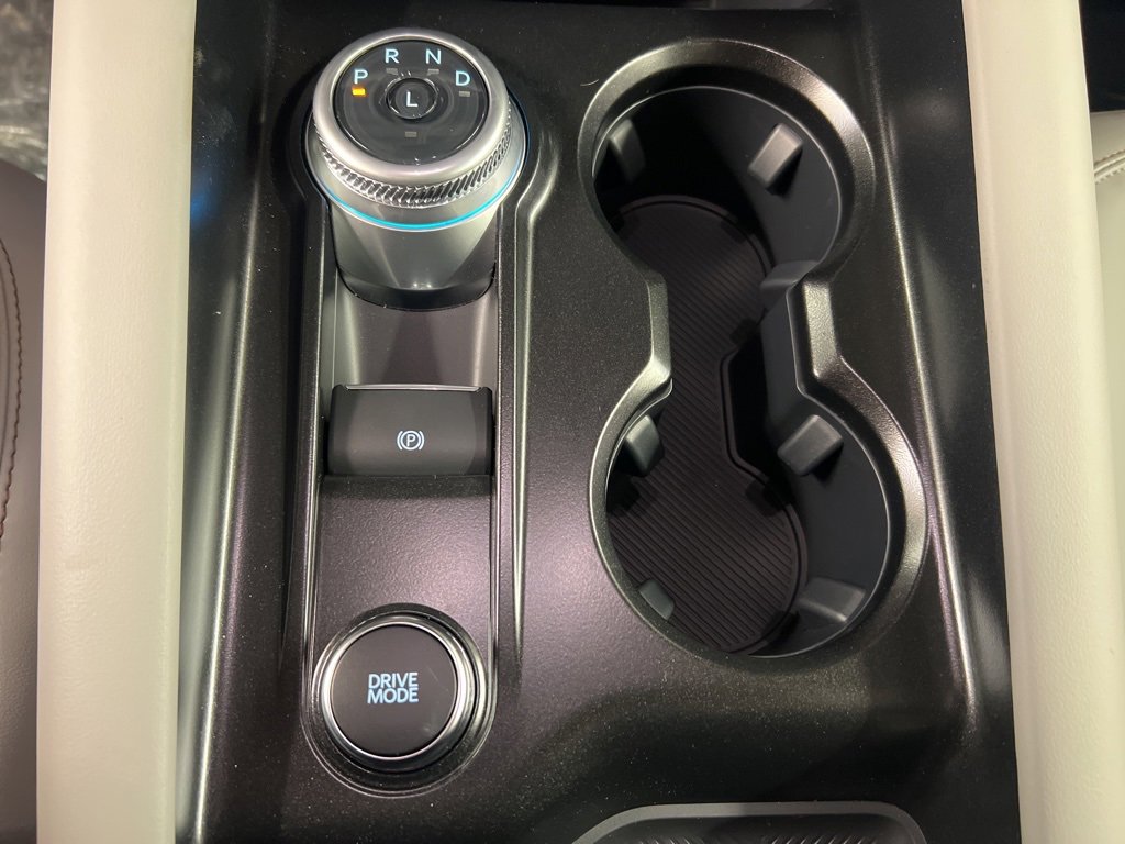 New 2026 Ford Explorer Active w/ Active Comfort Package image 16