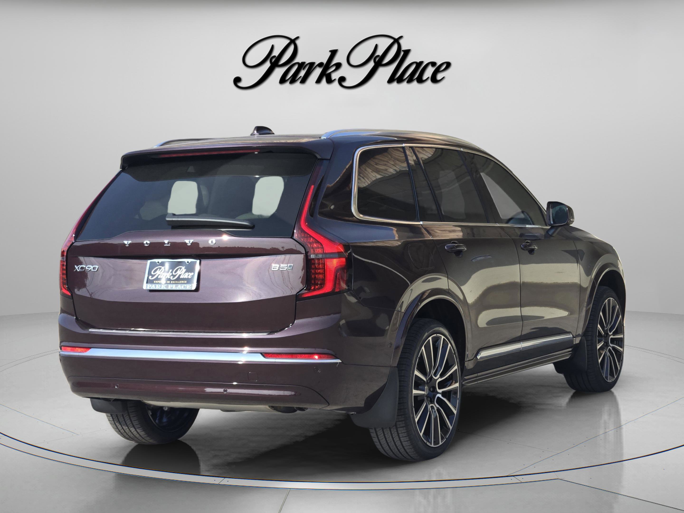 New 2026 Volvo XC90 B5 Ultra w/ Protection Package Premier image 6