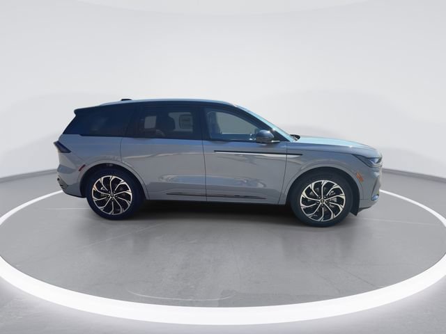 New 2026 Lincoln Nautilus Reserve AWD/4WD image 9