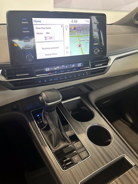 Certified 2024 Toyota Sienna Limited AWD/4WD image 12