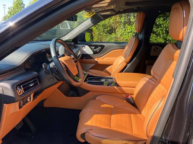 Certified 2023 Lincoln Aviator Black Label w/ Class IV Trailer Tow Package AWD/4WD image 11