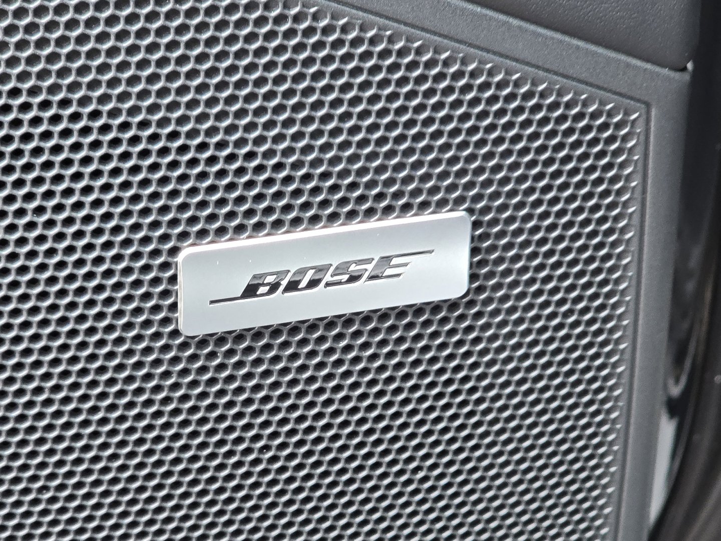 Used 2026 Porsche Cayenne E-Hybrid image 11