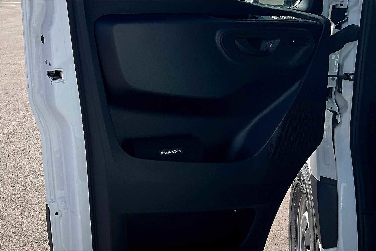 New 2025 Mercedes-Benz Sprinter 2500 image 10