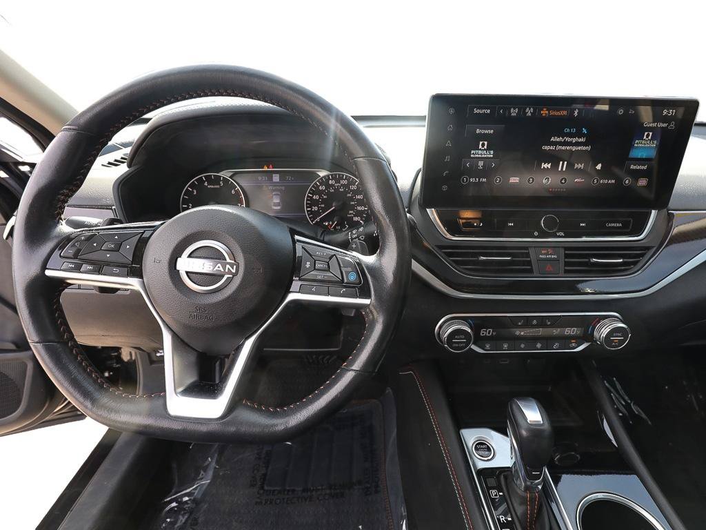 Used 2023 Nissan Altima 2.0 SR FWD image 12