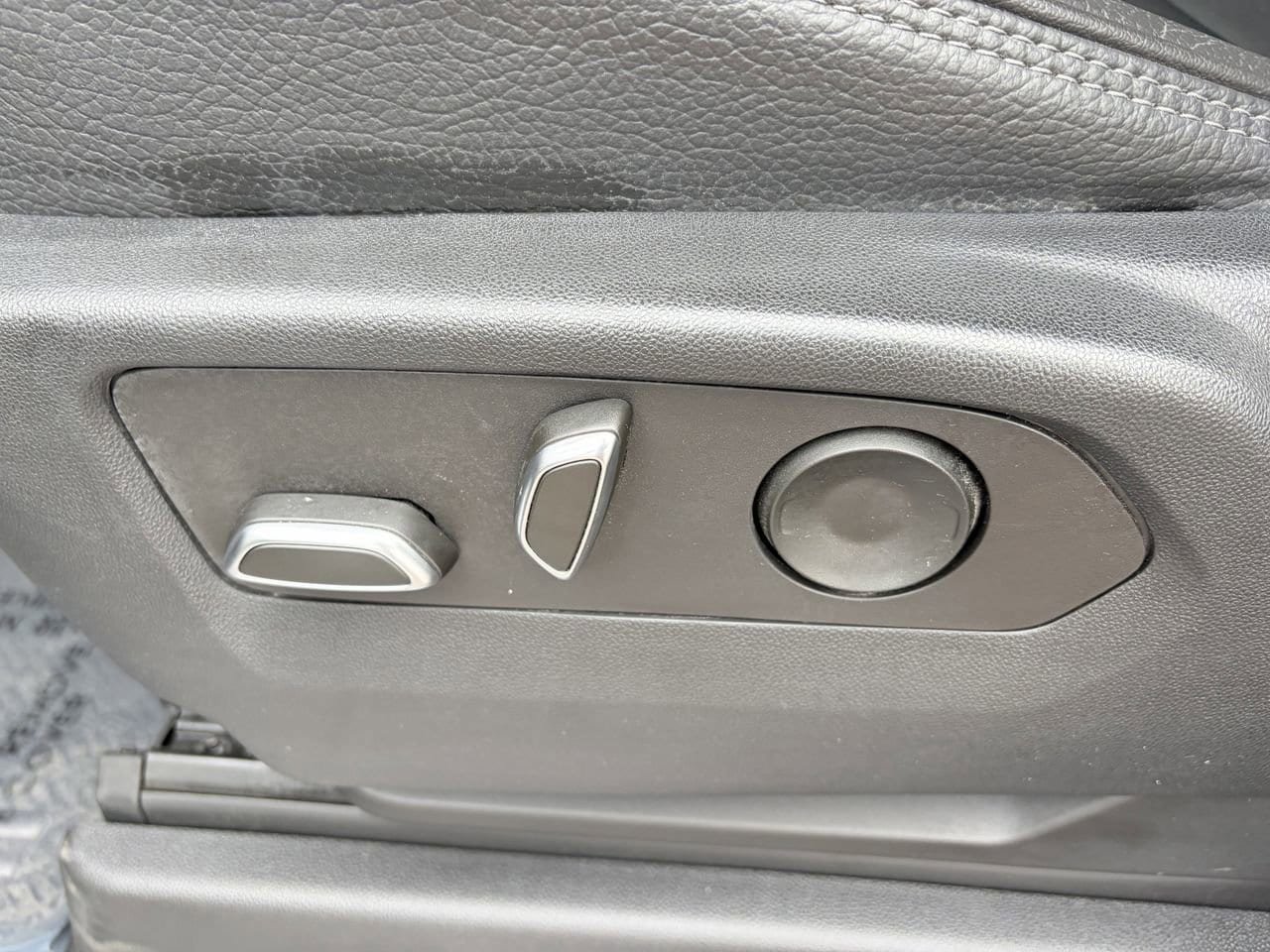 Used 2023 GMC Yukon Denali image 20