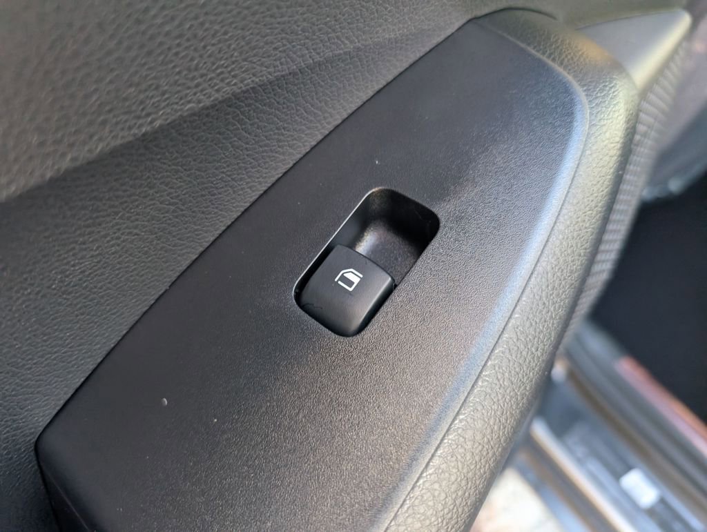 New 2026 Kia Seltos LX image 11