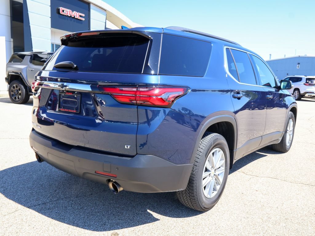 Used 2022 Chevrolet Traverse LT AWD/4WD image 3