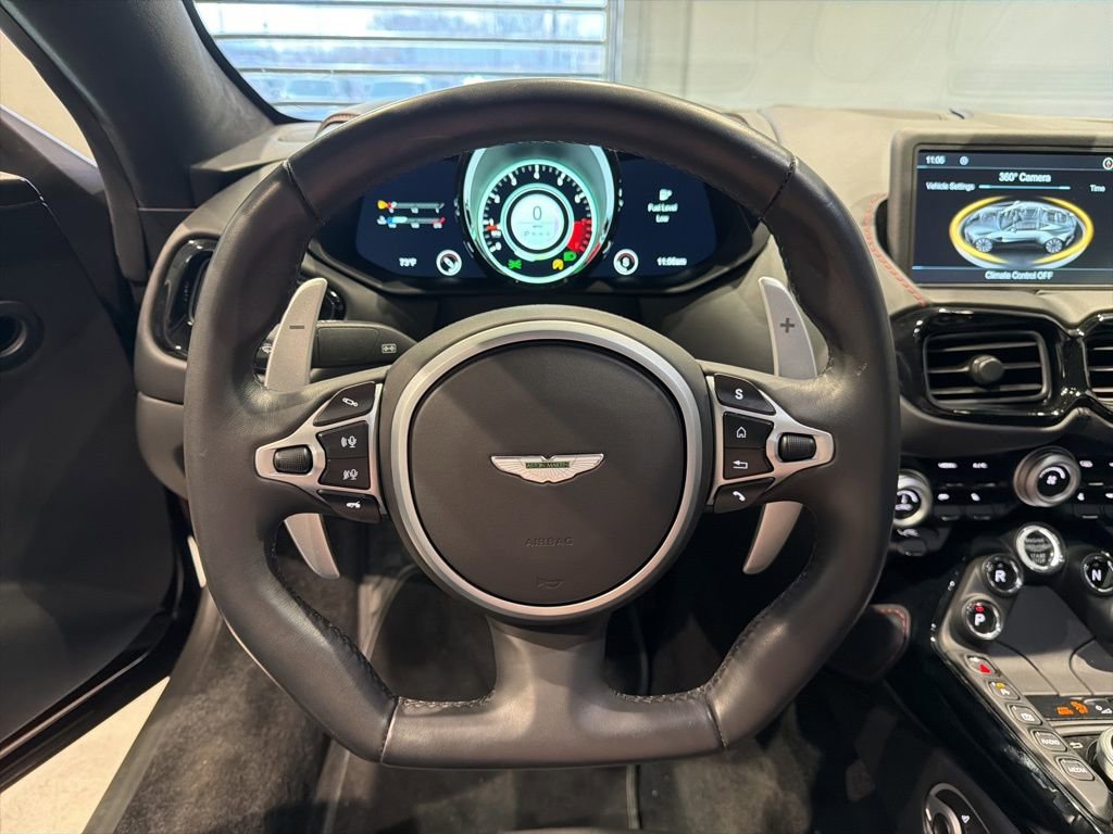 Used 2020 Aston Martin V8 Vantage Coupe image 25