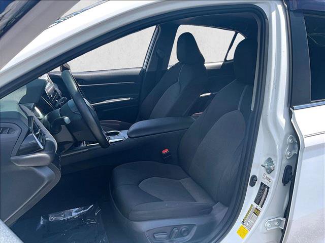 Used 2022 Toyota Camry LE FWD image 27