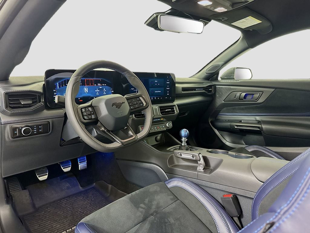 Used 2025 Ford Mustang Dark Horse image 9