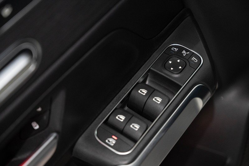 Certified 2026 Mercedes-Benz GLB 250 4MATIC image 21