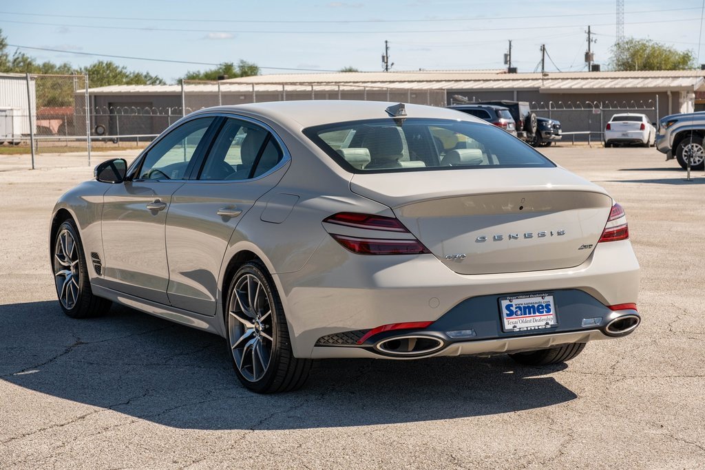 Used 2025 Genesis G70 2.5T image 7