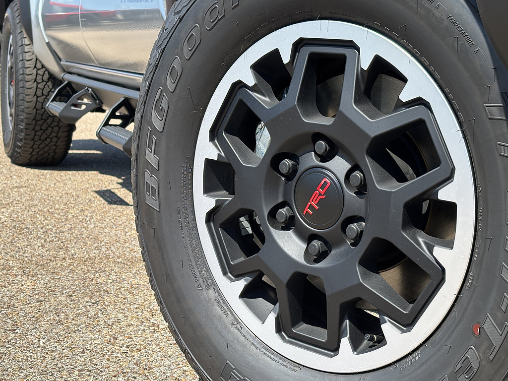 New 2026 Toyota Tacoma TRD Off-Road AWD/4WD image 2
