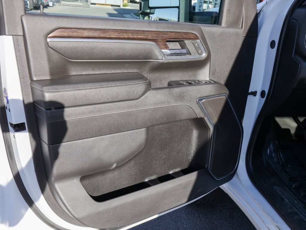 Used 2024 GMC Sierra 3500 SLE w/ SLE Convenience Package AWD/4WD image 15