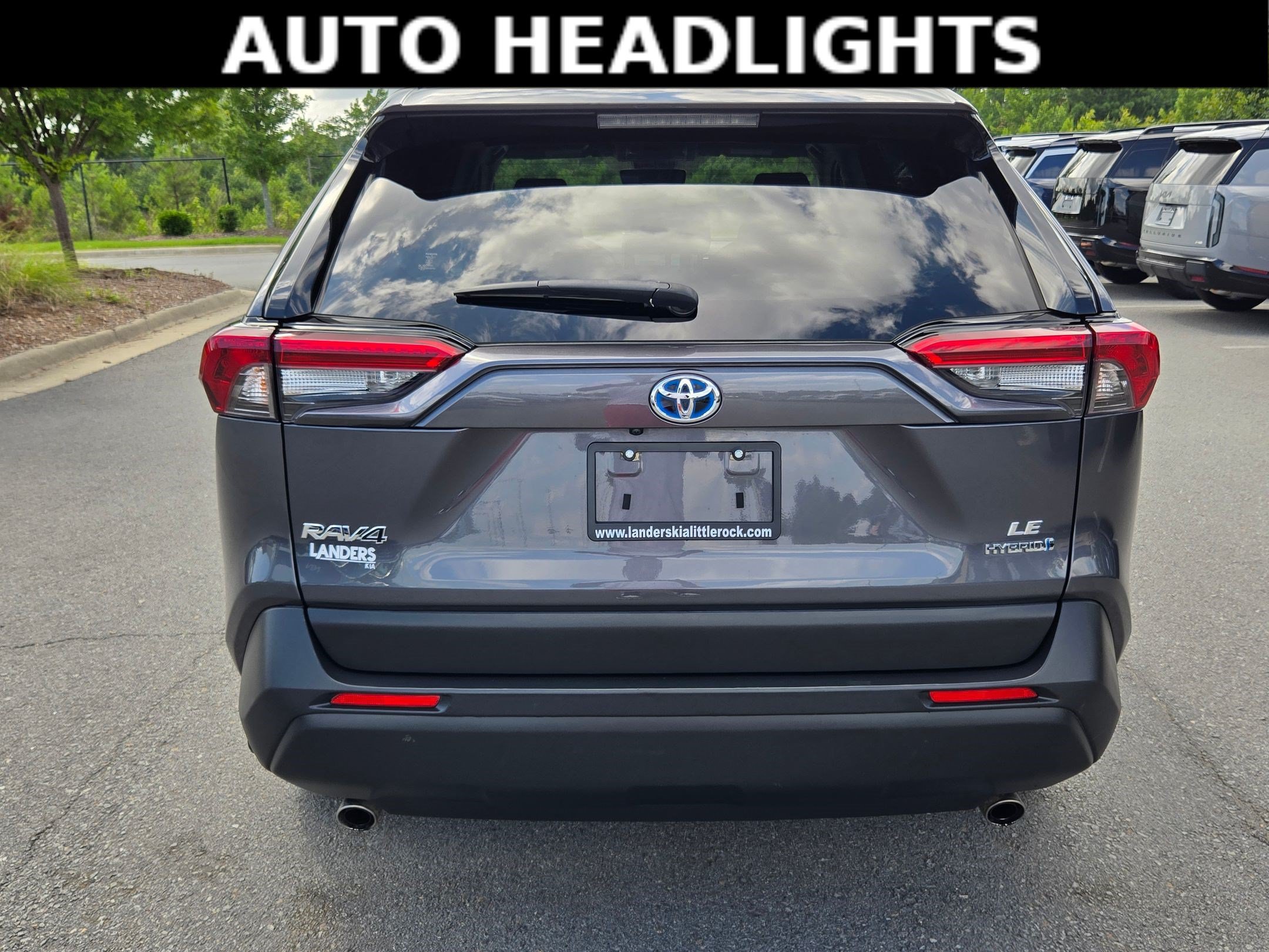Used 2024 Toyota RAV4 LE AWD/4WD image 6