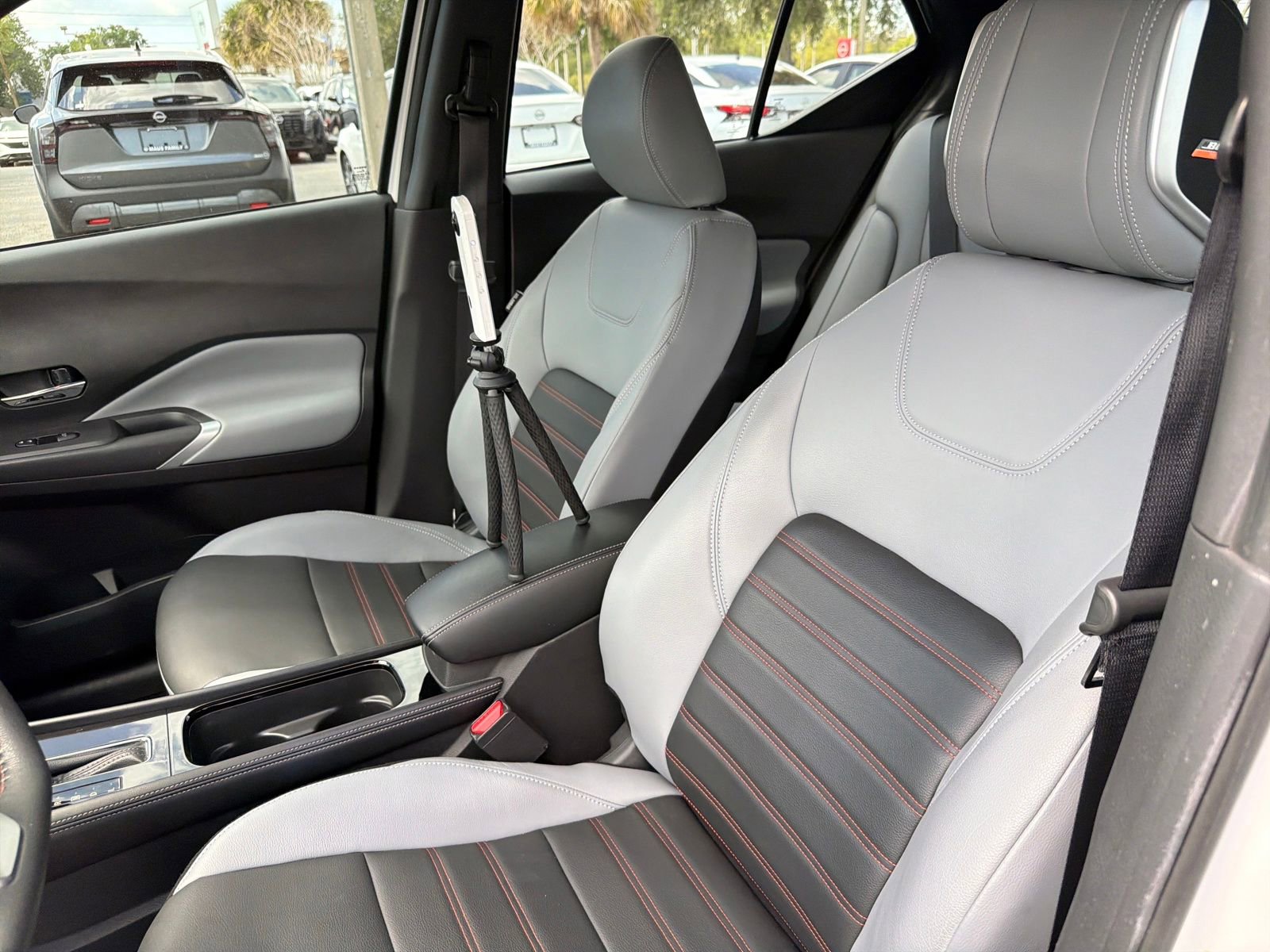 Certified 2024 Nissan Kicks SR w/ SR Premium Package image 19